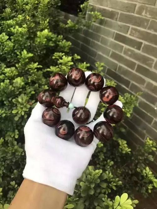 细听岩青详解"木中黄金"海南黄花梨的超脱之美!
